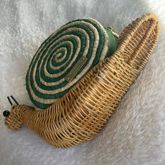 KATE SPADE NEW YORK Spring Forward Wicker Snail Clutch Crossbody Bag - Picture 5 of 9